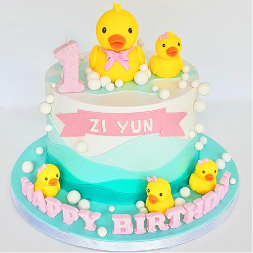 Duck n Family Theme cake
