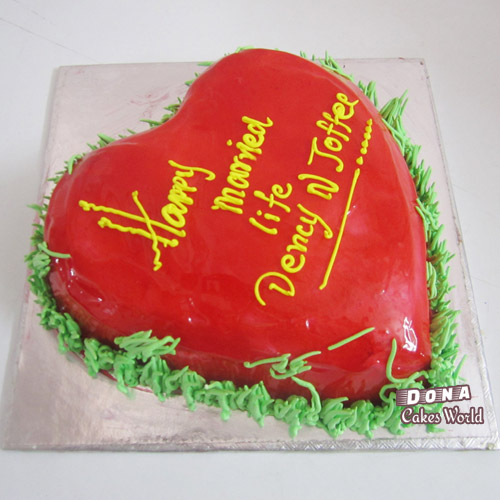 Strawberry Heart Shape Cake