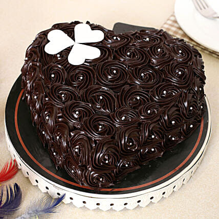 Heart shape truffle cake