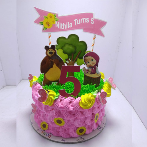 Cakes-Masha and the bear