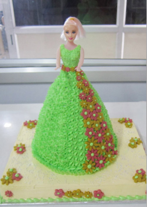 Barbie cake