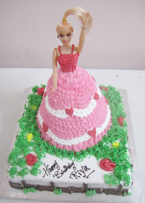 Barbie cake