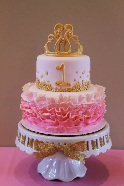 Attractive Pink Princess Theme Cake 