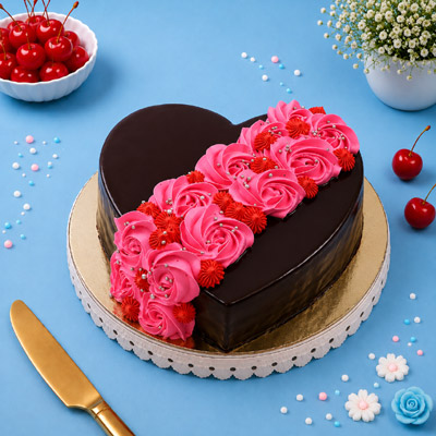 Chocolate Cake with Roses