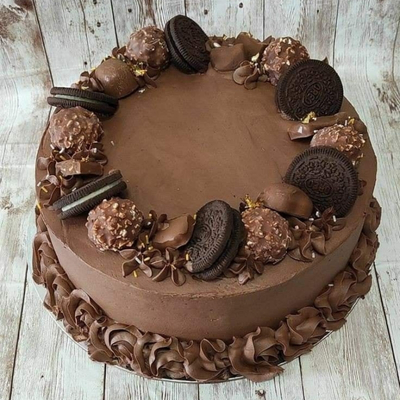 Ferrero With Oreo Cake
