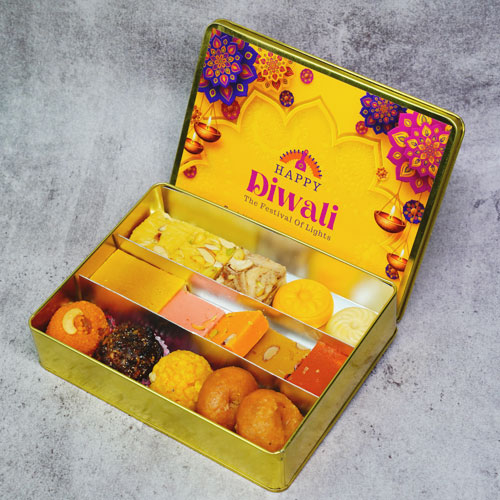 Gift Box - Assorted Sweet 600g