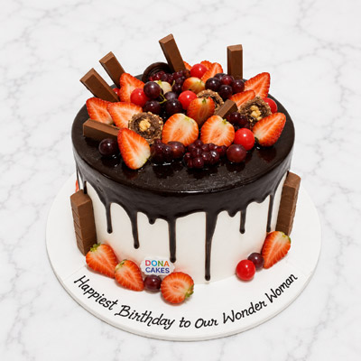 Choco Berry Kit Kat Cake